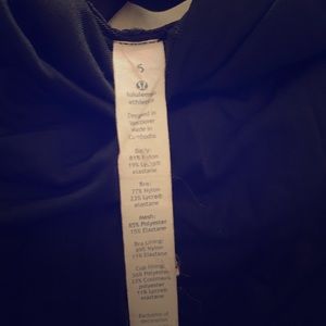 Lululemon black tank top